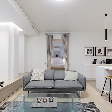 Buddha Luxury Apartment Kaunas City Centre Exterior foto